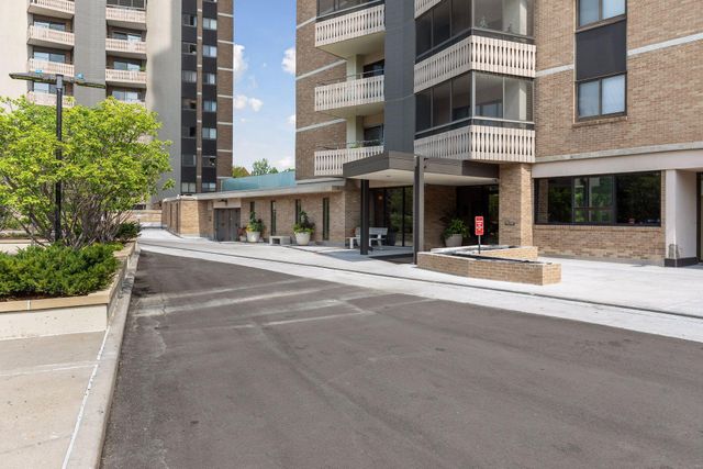 400 Groveland Avenue 1912, Minneapolis, MN 55403