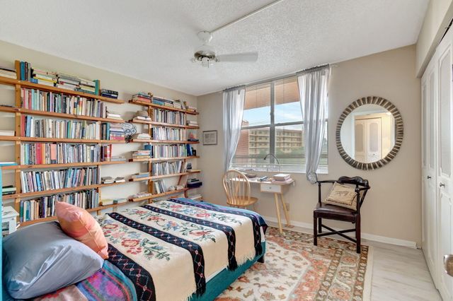 14575 Bonaire Boulevard 402, Delray Beach, FL 33446