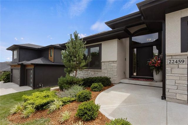 22459 W 87TH Terrace, Lenexa, KS 66227