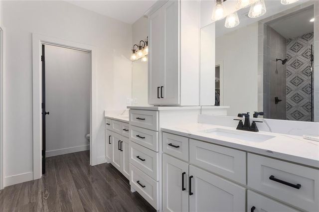 22459 W 87TH Terrace, Lenexa, KS 66227