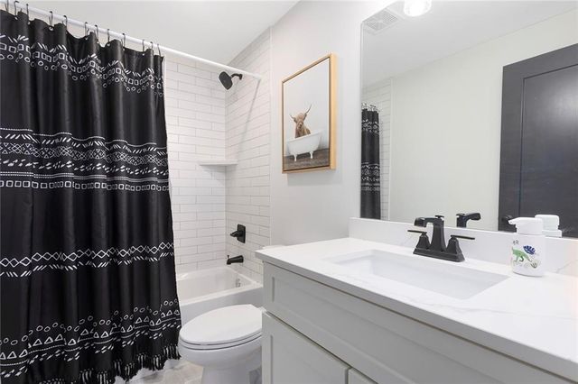 22459 W 87TH Terrace, Lenexa, KS 66227