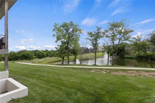 22459 W 87TH Terrace, Lenexa, KS 66227