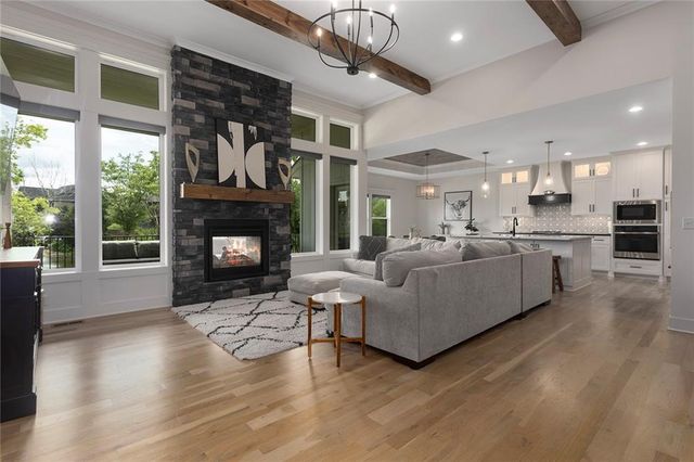 22459 W 87TH Terrace, Lenexa, KS 66227