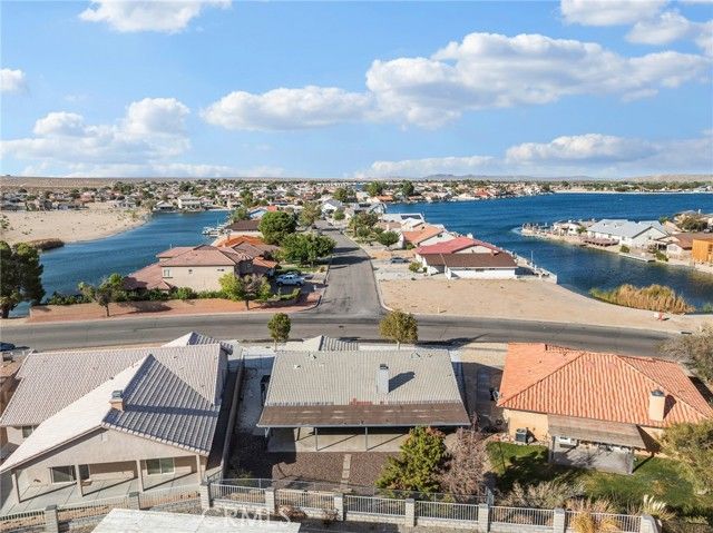 14307 Schooner Dr., Helendale, CA 92342