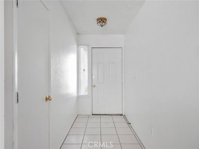 14307 Schooner Dr., Helendale, CA 92342