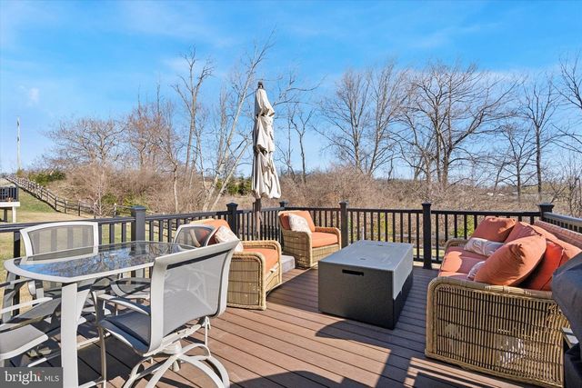 6070 CREEKSIDE DRIVE, Flourtown, PA 19031