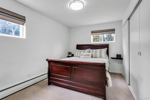 17 Meadowfield, Glen Cove, NY 11542