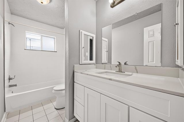 9903 Towne Tower Lane, Sugar Land, TX 77498