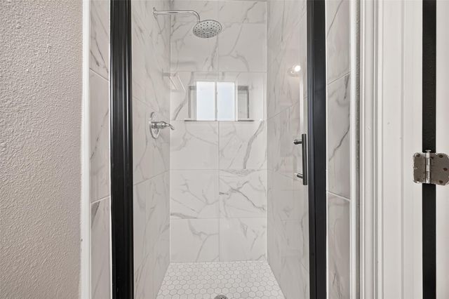 9903 Towne Tower Lane, Sugar Land, TX 77498