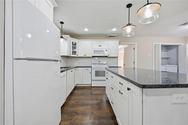 2300 NW 49th Street, Oklahoma City, OK 73112