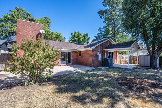 2300 NW 49th Street, Oklahoma City, OK 73112