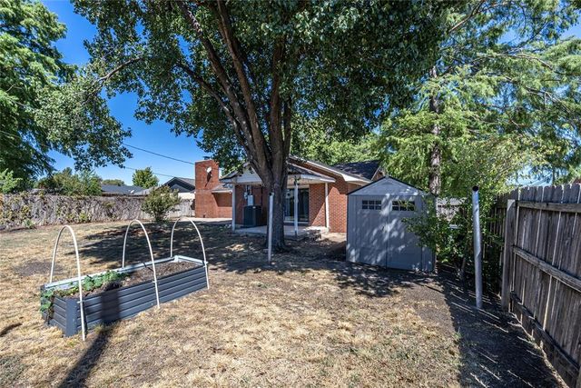 2300 NW 49th Street, Oklahoma City, OK 73112