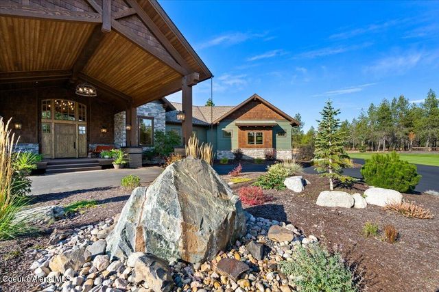 8236 E SCOUT TRAIL RD, Athol, ID 83801