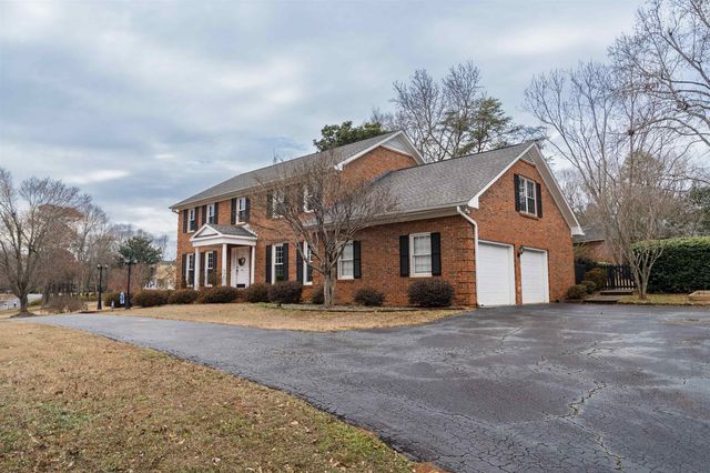 410 Thornhill Drive, Spartanburg, SC 29301