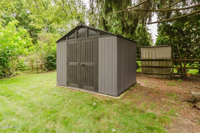 6715 Denbridge Drive, Sylvania, OH 43560
