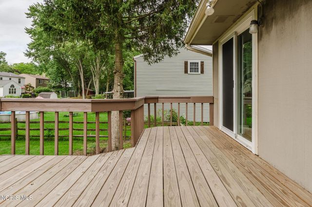 6715 Denbridge Drive, Sylvania, OH 43560
