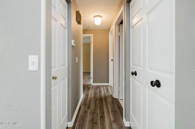 6715 Denbridge Drive, Sylvania, OH 43560