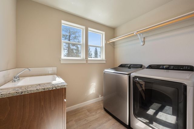 683 N Willitts Street, Sisters, OR 97759