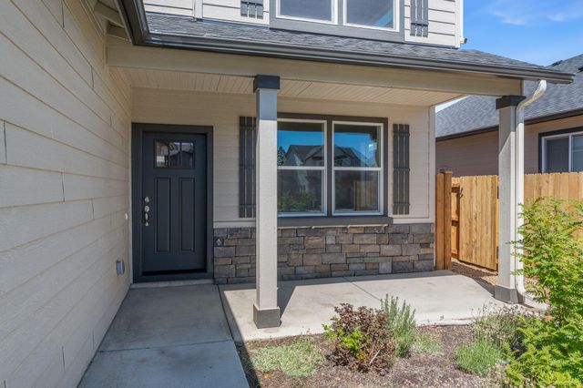 683 N Willitts Street, Sisters, OR 97759