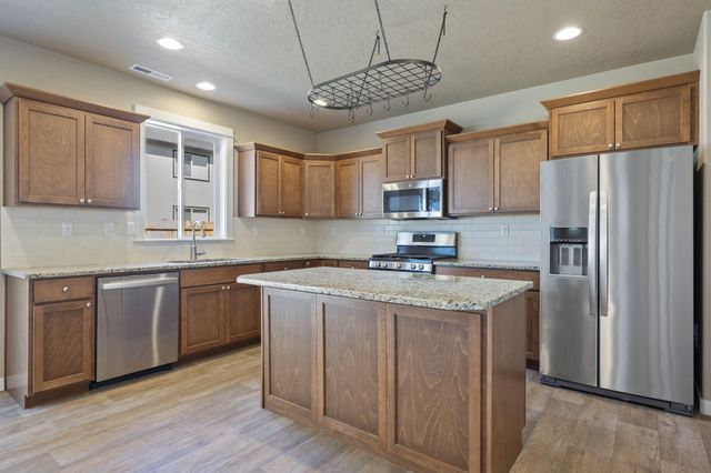 683 N Willitts Street, Sisters, OR 97759