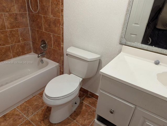 8380 S Missionwood Circle C-II, Miramar, FL 33025