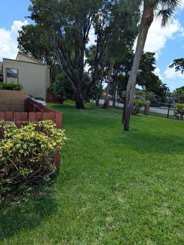8380 S Missionwood Circle C-II, Miramar, FL 33025