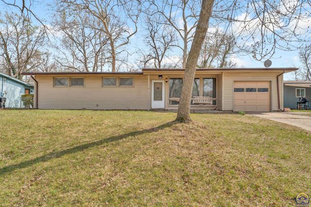 1401 SW Cornwall ST, Topeka, KS 66611