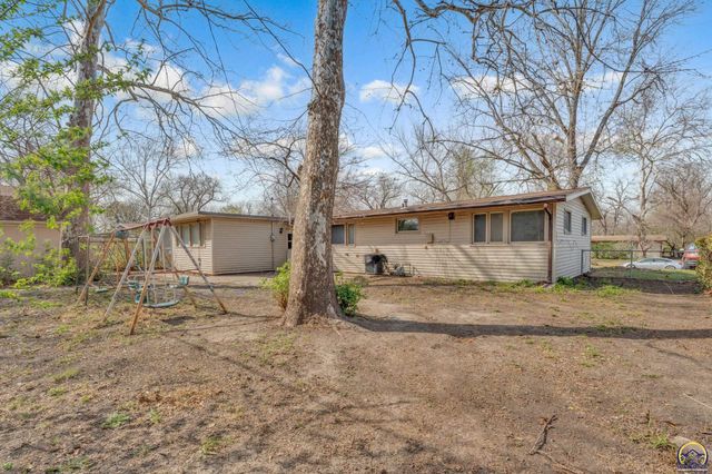 1401 SW Cornwall ST, Topeka, KS 66611