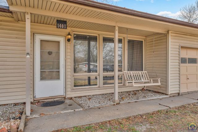 1401 SW Cornwall ST, Topeka, KS 66611