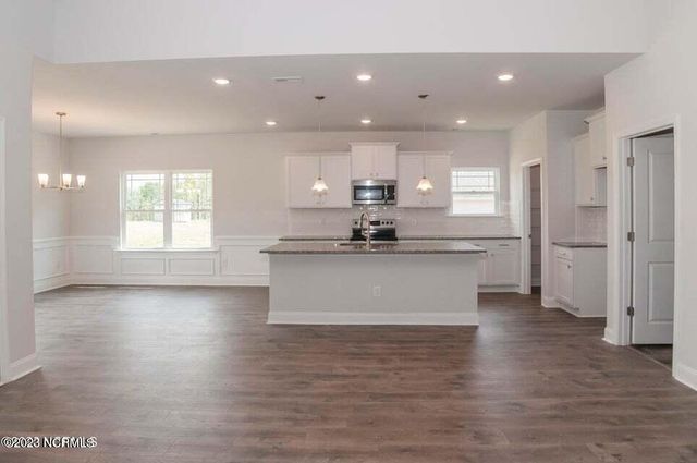 2056 Royal Pines Drive, New Bern, NC 28560