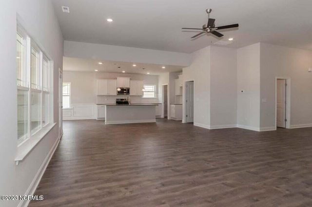2056 Royal Pines Drive, New Bern, NC 28560