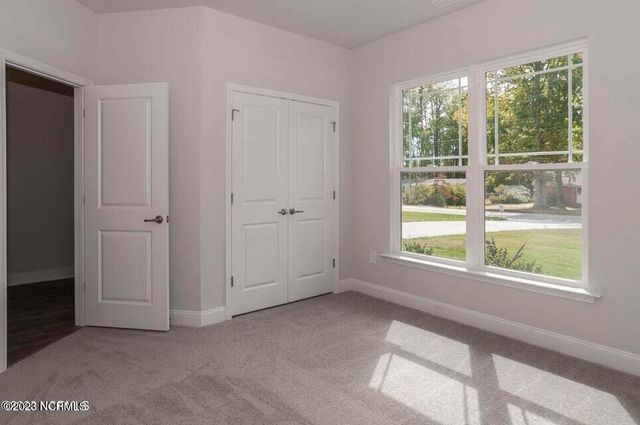 2056 Royal Pines Drive, New Bern, NC 28560