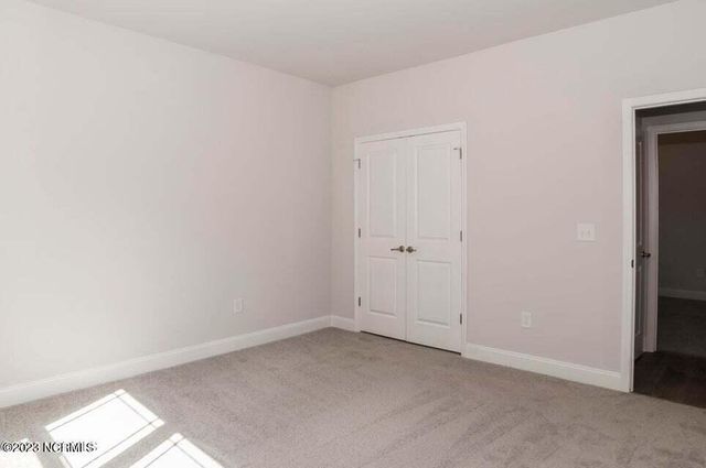2056 Royal Pines Drive, New Bern, NC 28560