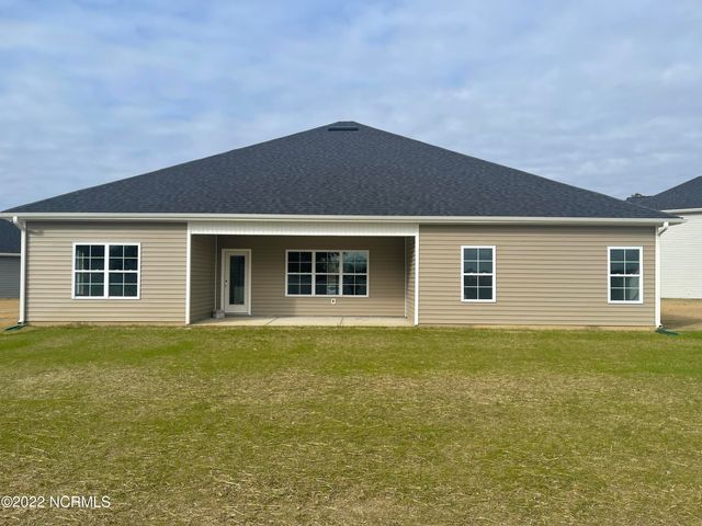 2056 Royal Pines Drive, New Bern, NC 28560