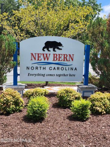 2056 Royal Pines Drive, New Bern, NC 28560