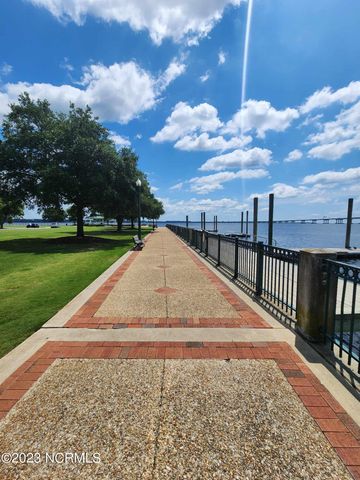 2056 Royal Pines Drive, New Bern, NC 28560