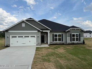 2056 Royal Pines Drive, New Bern, NC 28560