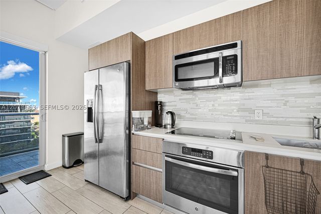 1600 SW 1st Ave 802, Miami, FL 33129