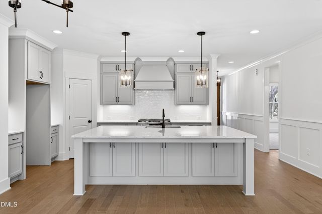 1625 N Main Street, Holly Springs, NC 27540