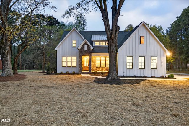 1625 N Main Street, Holly Springs, NC 27540