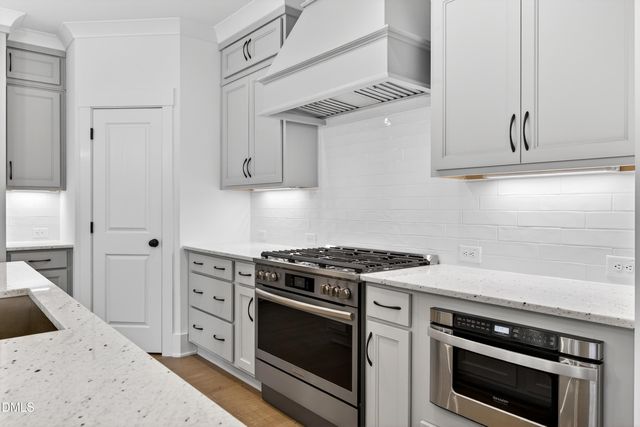 1625 N Main Street, Holly Springs, NC 27540