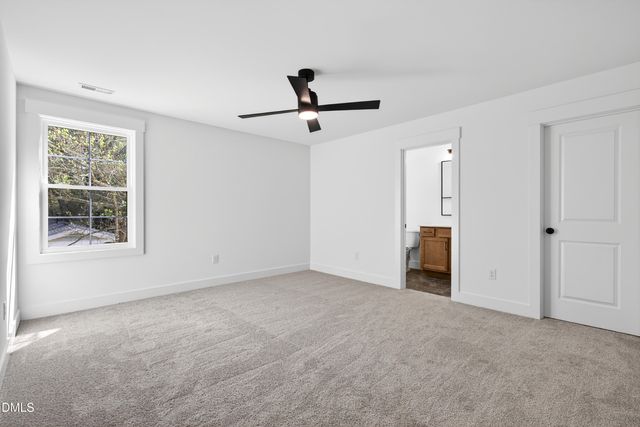 1625 N Main Street, Holly Springs, NC 27540