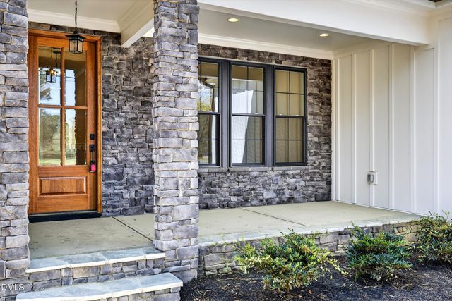 1625 N Main Street, Holly Springs, NC 27540