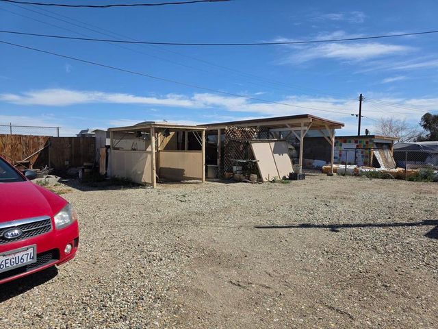 9554 Avenue E, Bombay Beach, CA 92257