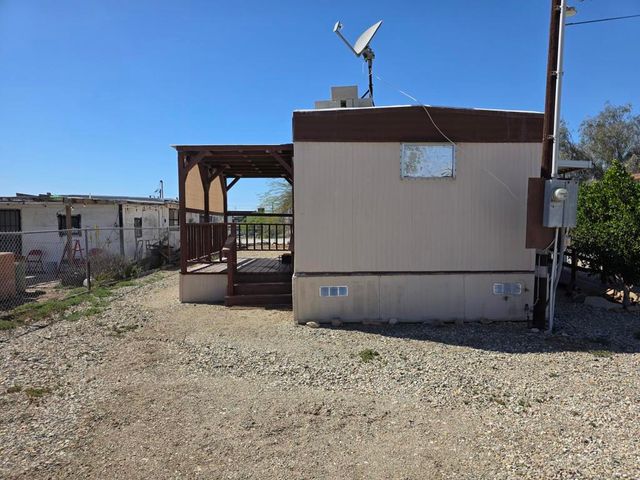 9554 Avenue E, Bombay Beach, CA 92257