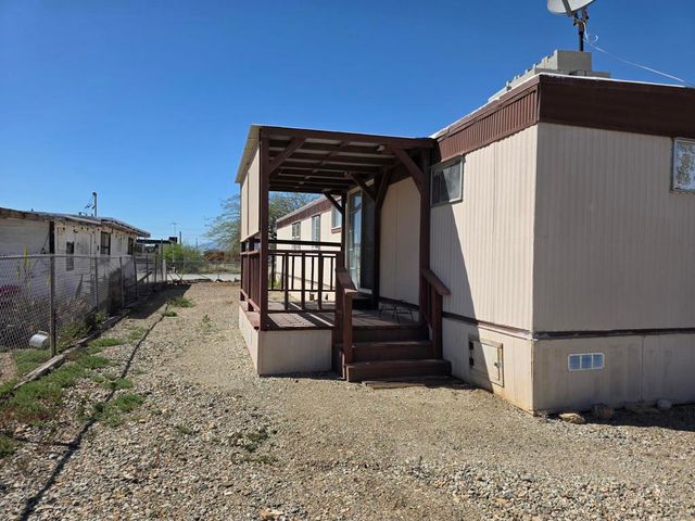 9554 Avenue E, Bombay Beach, CA 92257