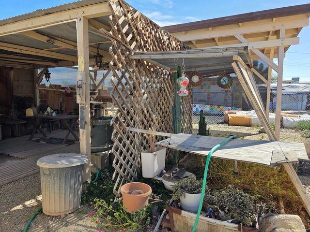 9554 Avenue E, Bombay Beach, CA 92257