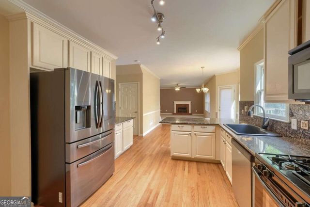 525 Sartain Court, Johns Creek, GA 30097