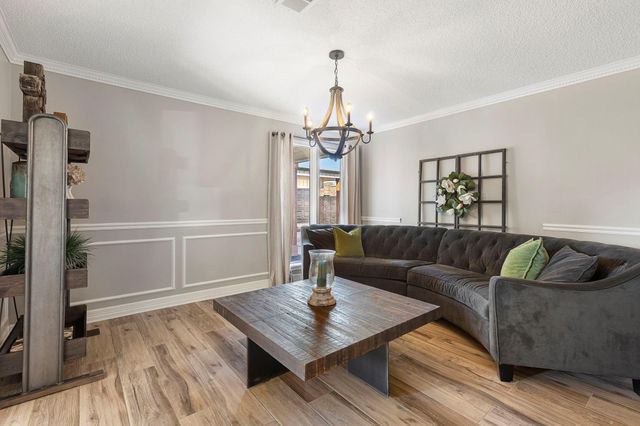 443 E Gaywood Drive, Houston, TX 77079