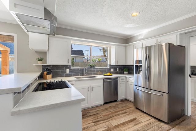 443 E Gaywood Drive, Houston, TX 77079